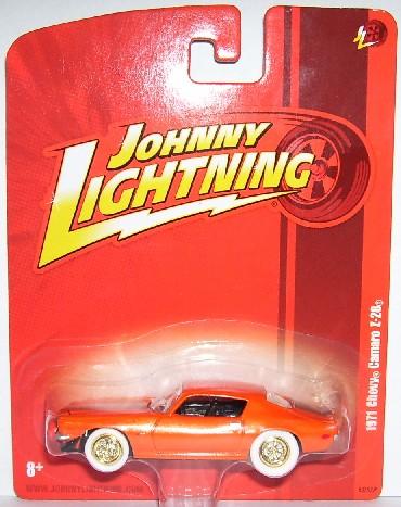 JL WL Walmart Issue 1971 Camaro Z28 with Black Stripes